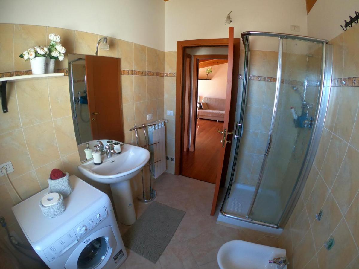 Apartamento ATTICO con TERRAZZO, VIA DEL BORGO Montesilvano Marina Exterior foto